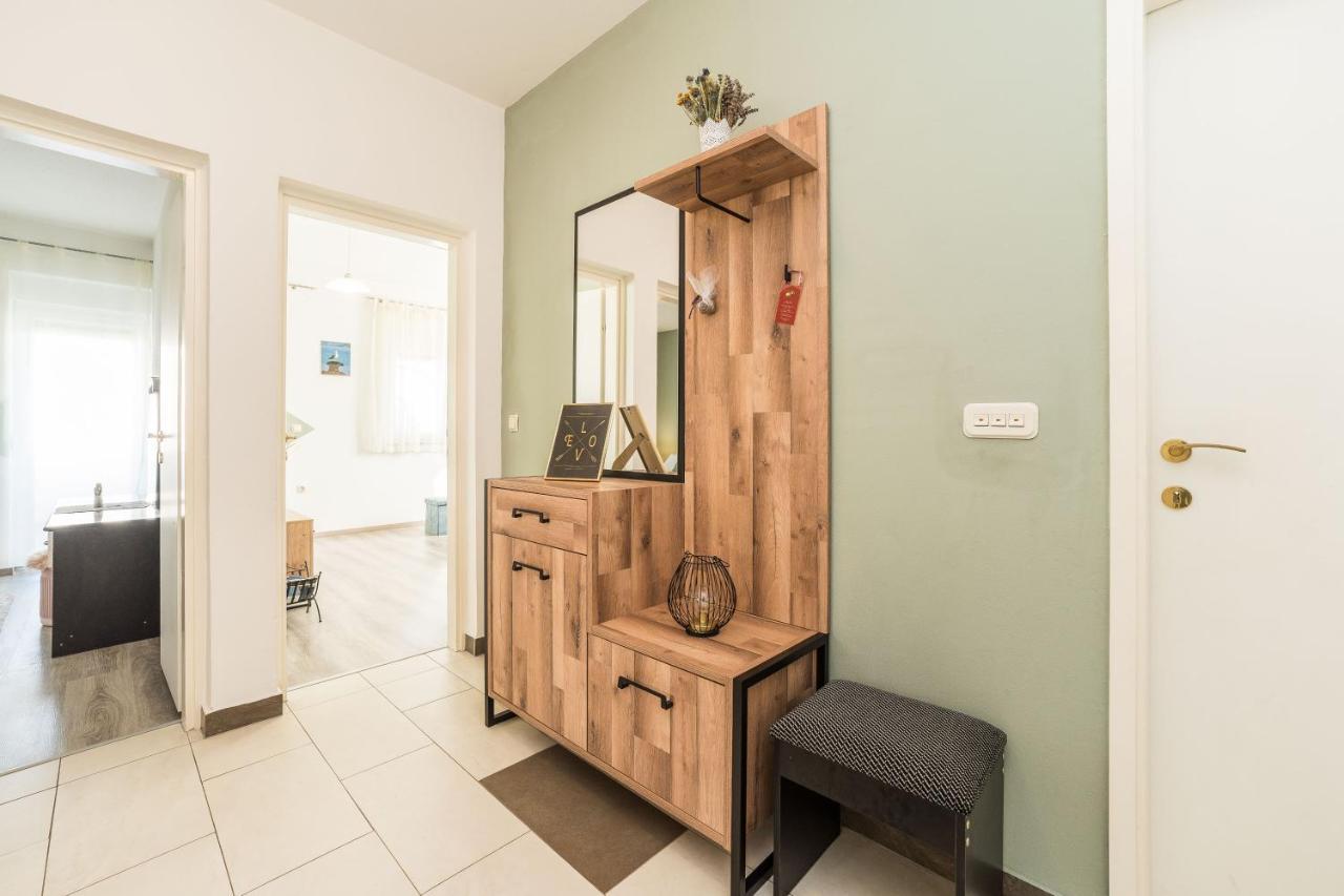 Apartments Matilda Sukošan Екстериор снимка
