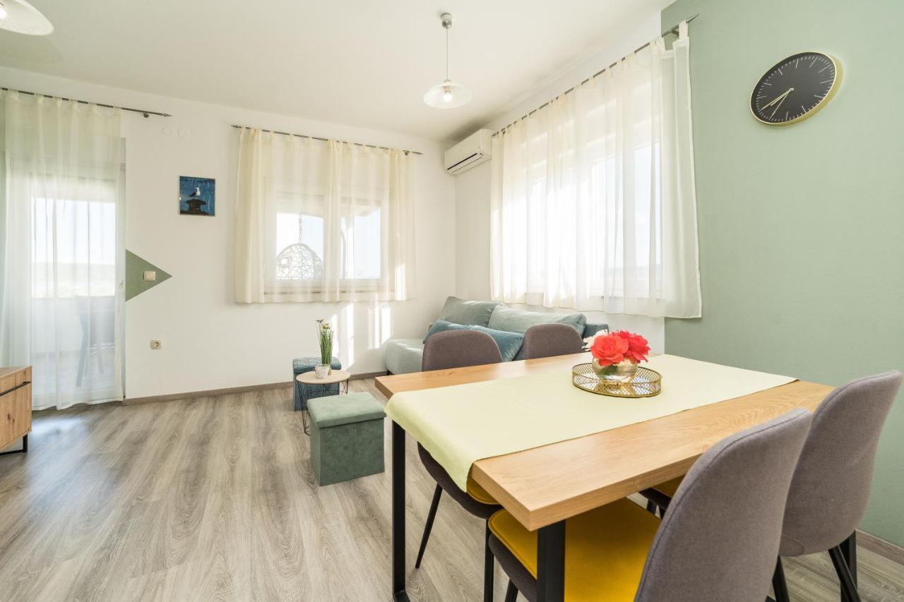 Apartments Matilda Sukošan Екстериор снимка