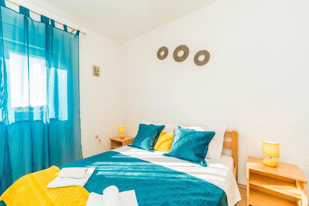 Apartments Matilda Sukošan Екстериор снимка